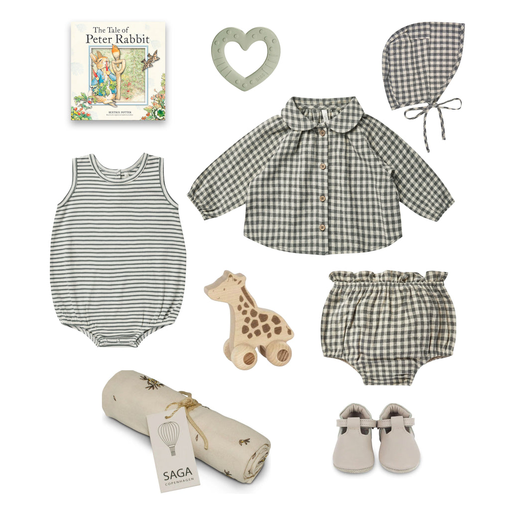 Luxury Baby Girl Gift Basket Le Petite Girafe Bonjour Baby Baskets Luxury Baby Gifts