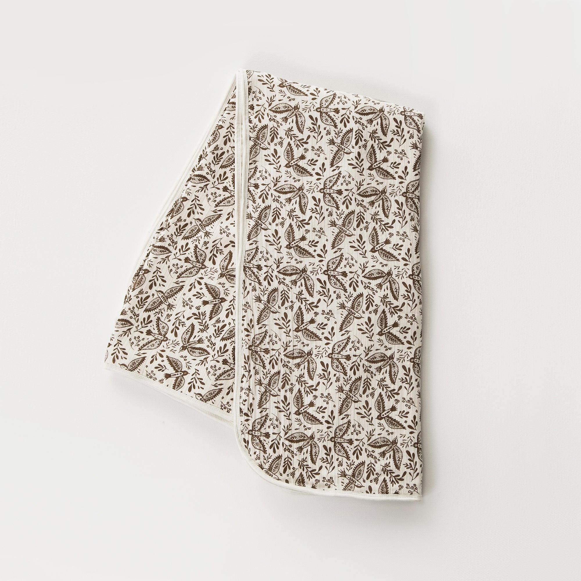 Nursery Organic Muslin Quilt Blanket "Folk Birds"